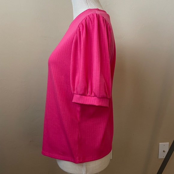 June & Hudson Hot Pink Puff Sleeve Top - Picture 2 of 7